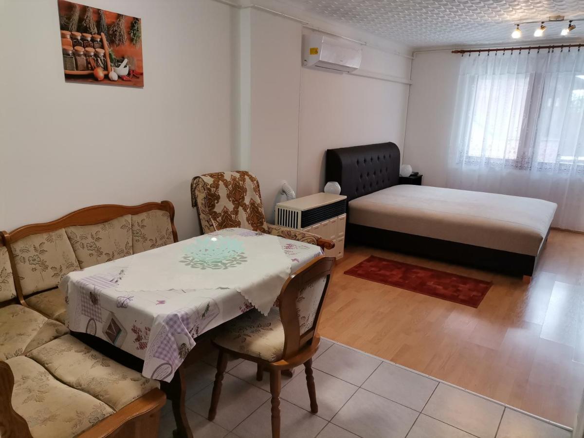 Aida Apartman Harkany Exterior photo